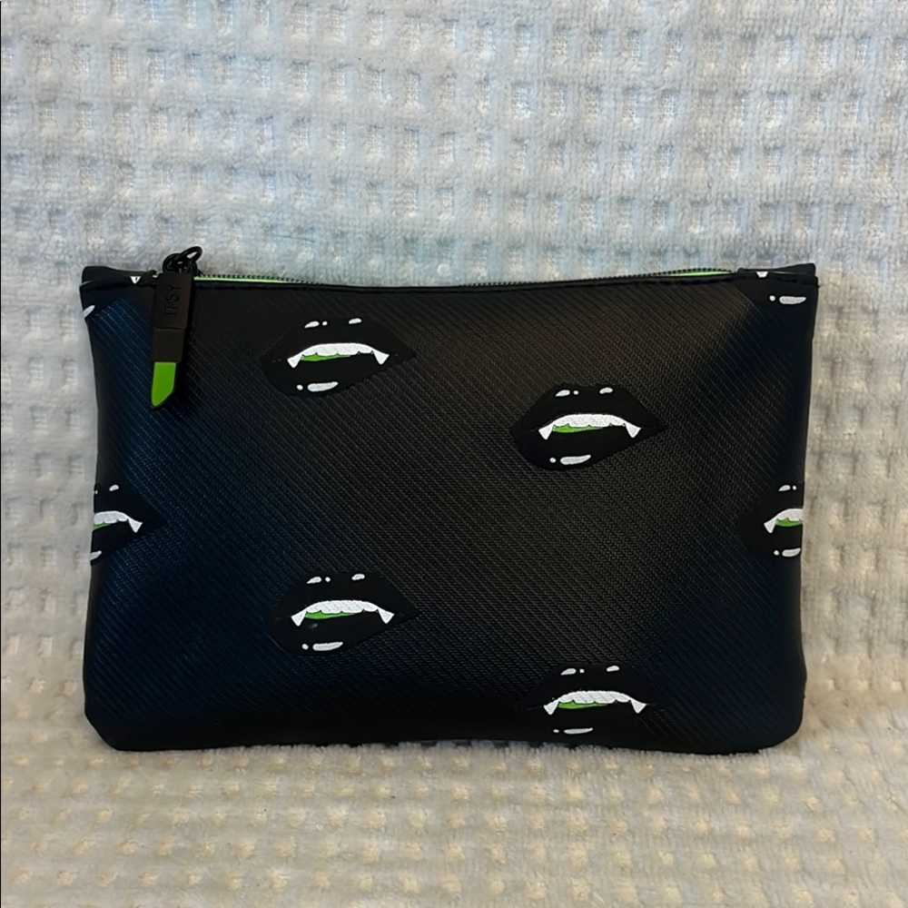 Ipsy vampire lips neon green pouch